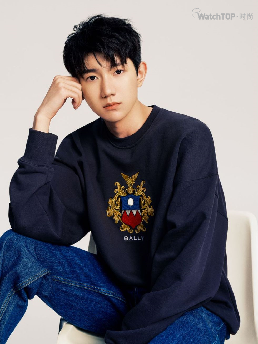 bally 推出520限定系列 携手全球品牌代言人王源演绎广告大片"心动