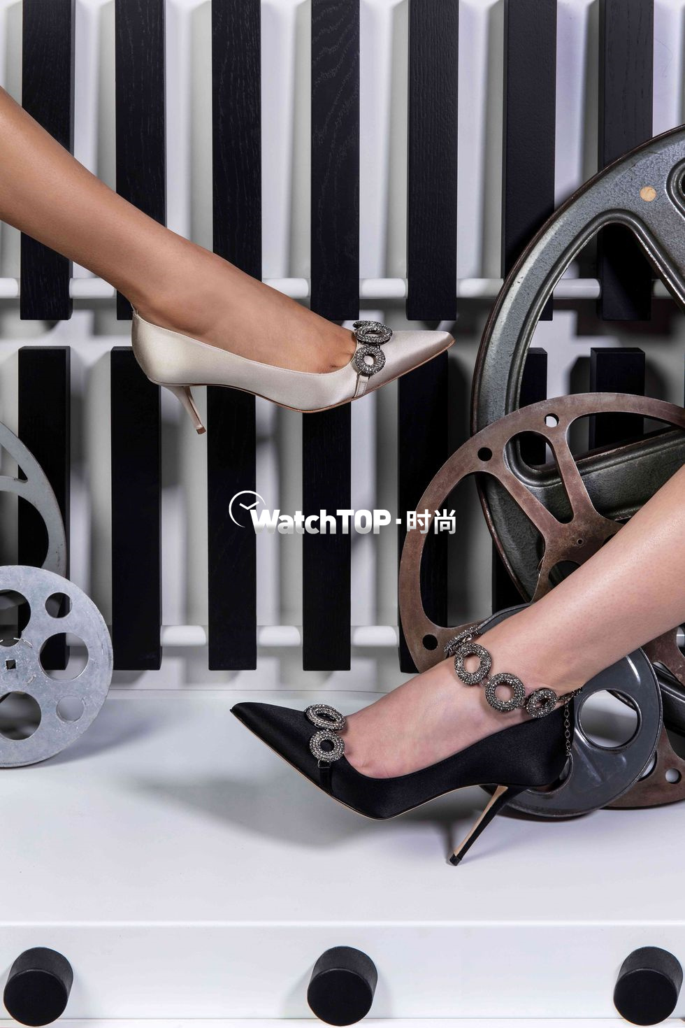 manoloblahnik,высококачественнаякопиякороткогокошелька-Копии брендовых часов